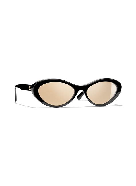 CHANEL Cat Eye Sunglasses for Women for sale .